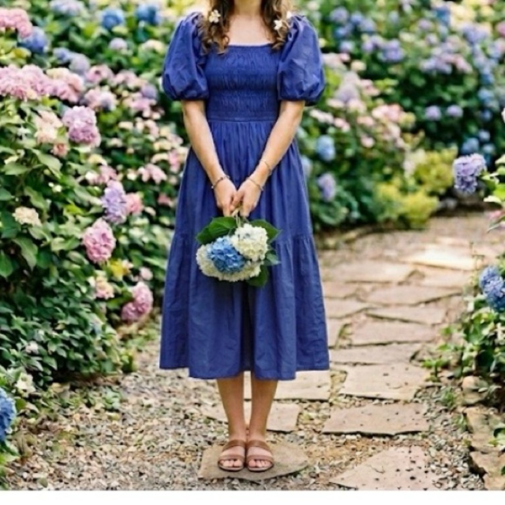 Blue Puff-Sleeve Midi Dress